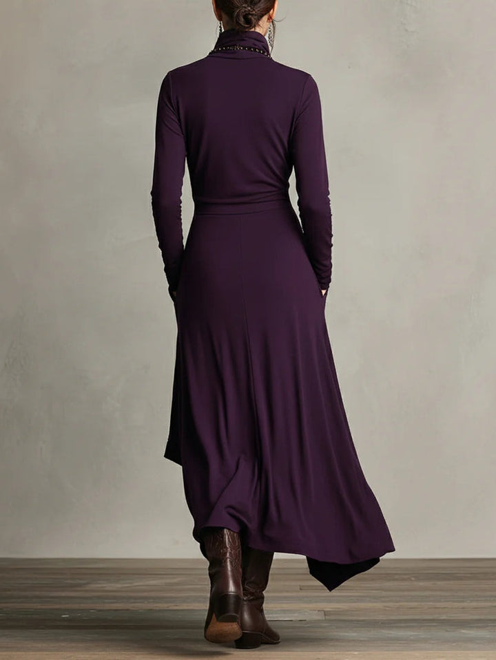Robe longue asymétrique à col montant