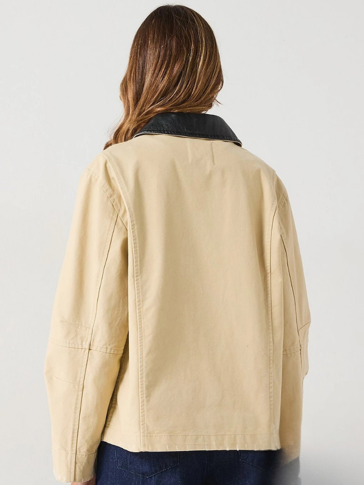 Élise™ | Veste intemporelle à col contrastant